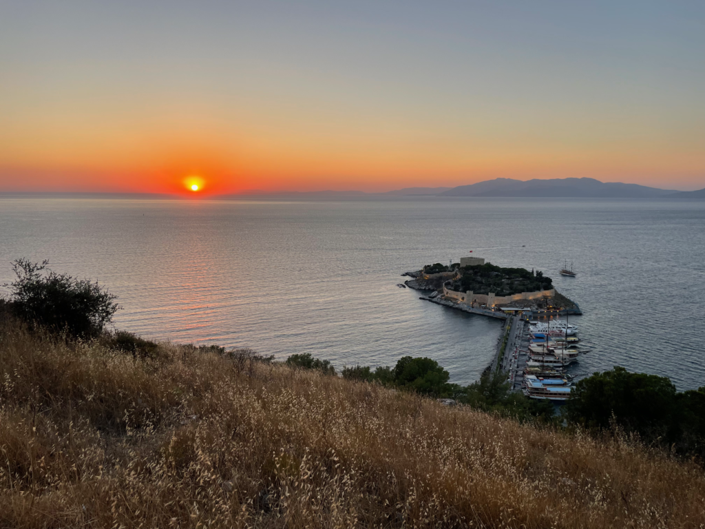 things to do in Kuşadasi: Sunset from Sevda Tepesi