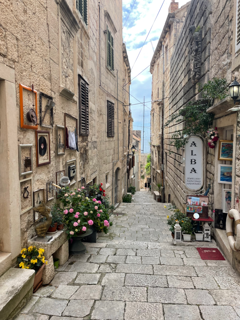 best things to do on Korcula: old town