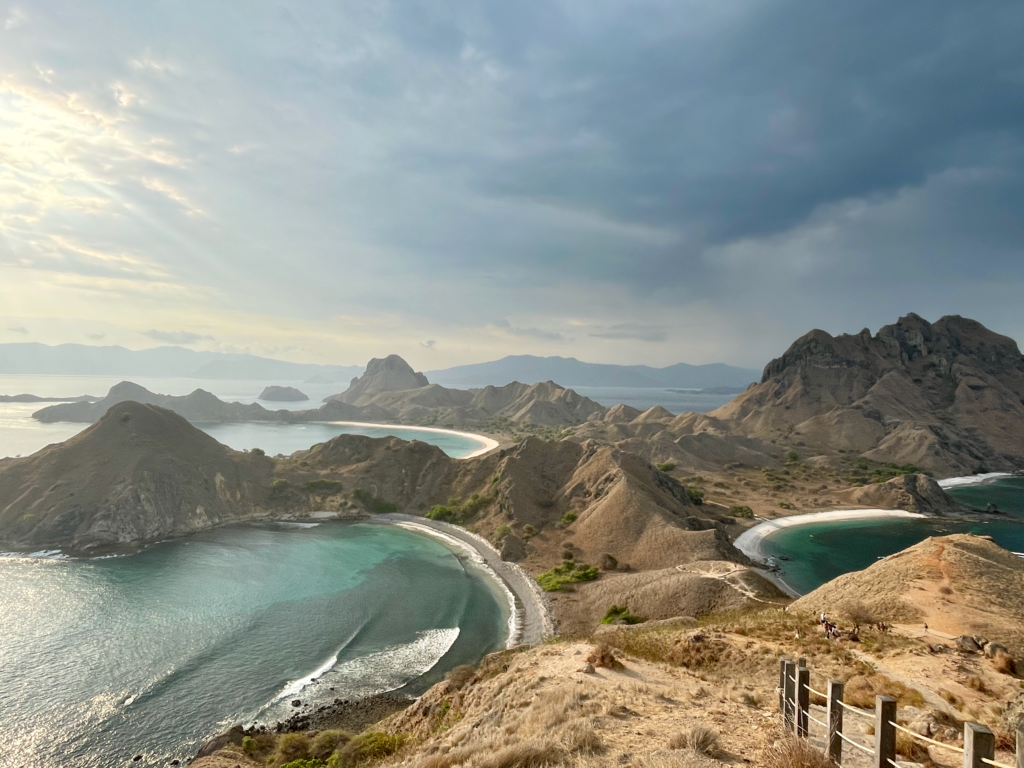 Padar-Island-Wanua