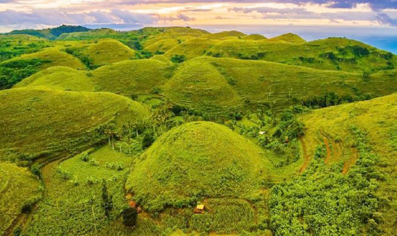 Teletubbies Hill Nusa Penida