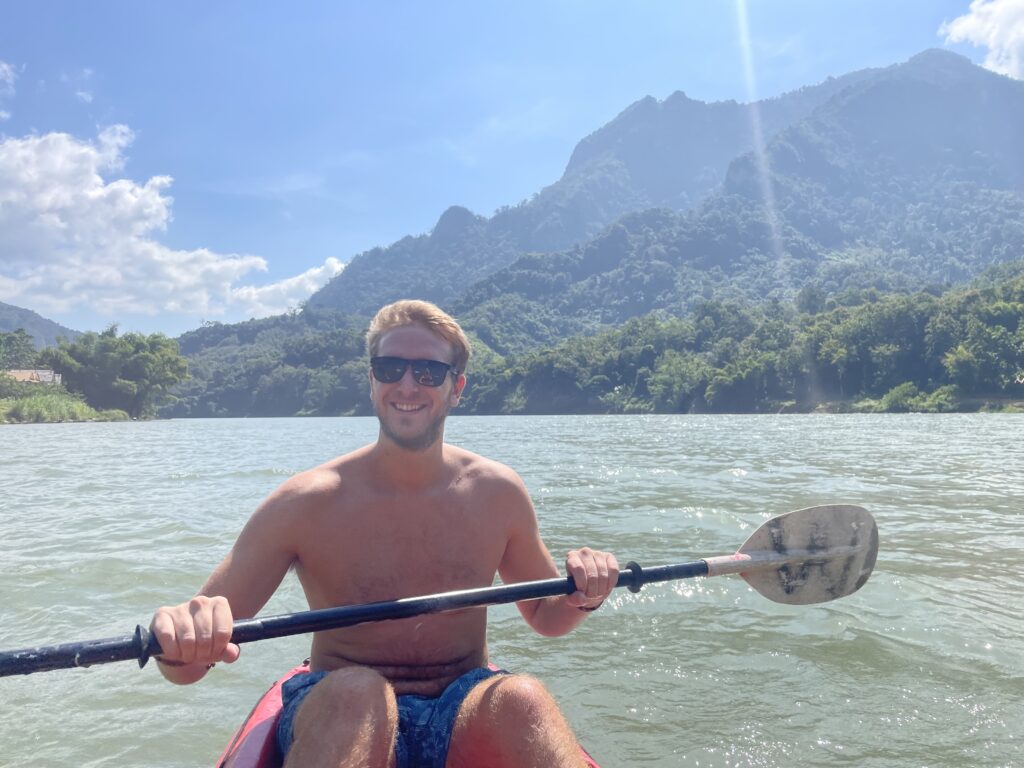 Kayaking Nam Ou River in Nong Khiaw