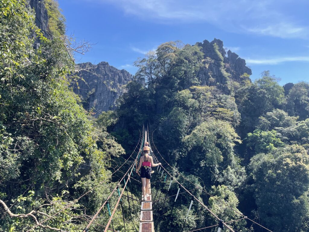 Rock-Viewpoint-Bridge