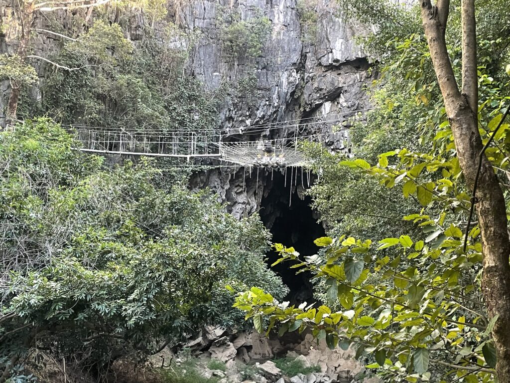 Xieng Liap Cave