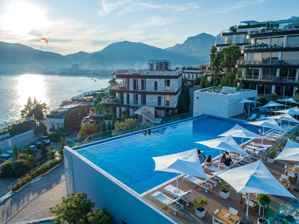 where to stay in Budva: Dukley Hotel & Resort