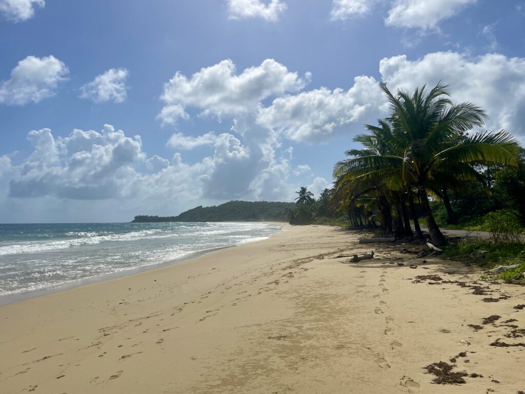 best things to do in Nicaragua: beaches on Big Corn