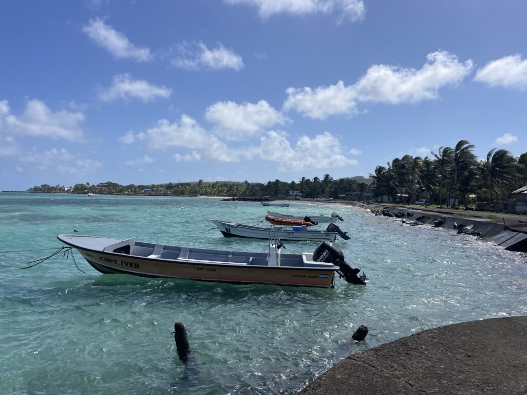 Boats: how to get to the corn islands