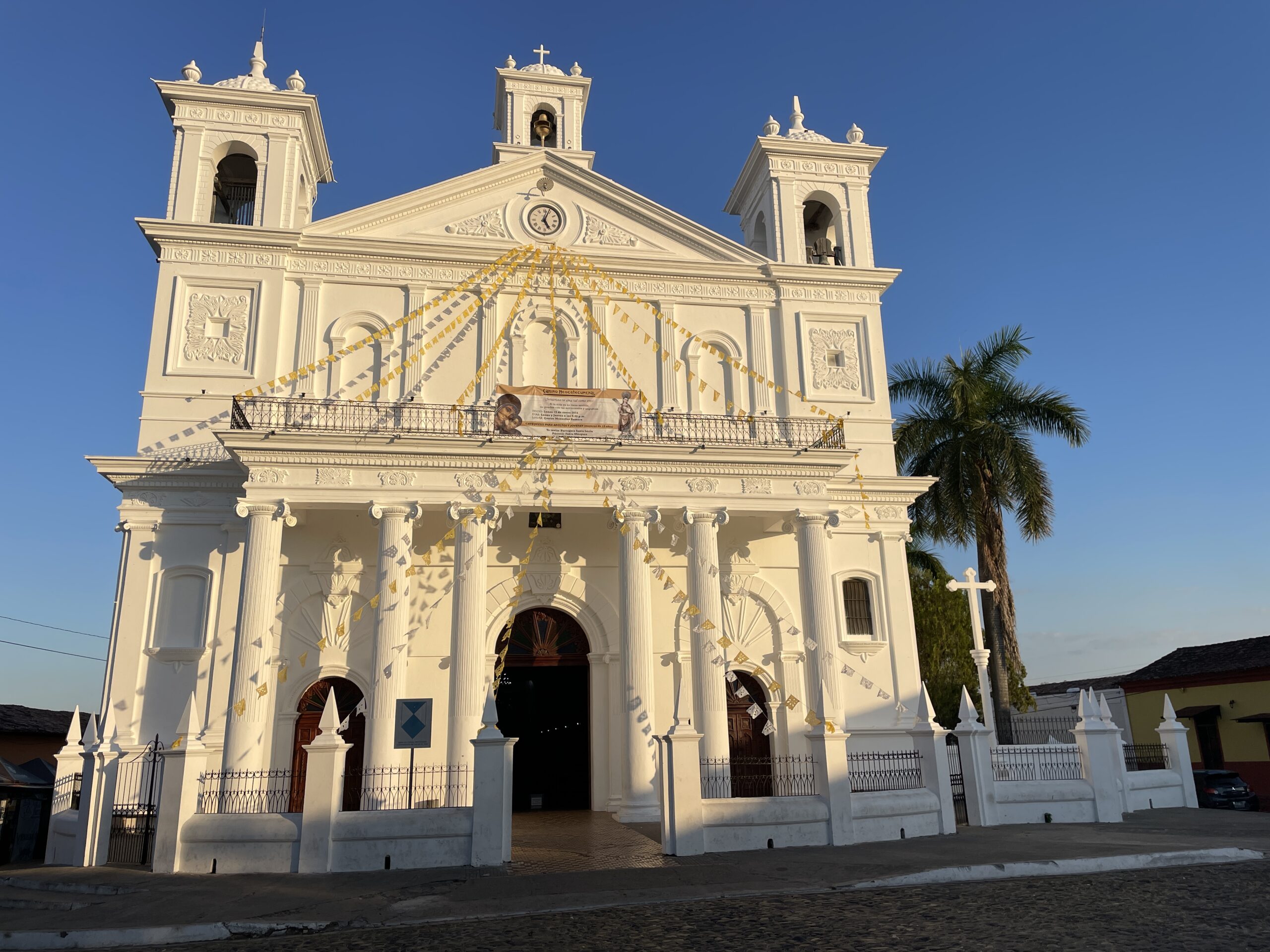 The 11 Most AMAZING Things to Do in Suchitoto, El Salvador
