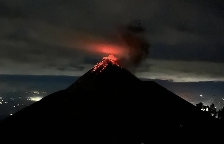 Volcan de Fuego Eruption Lava