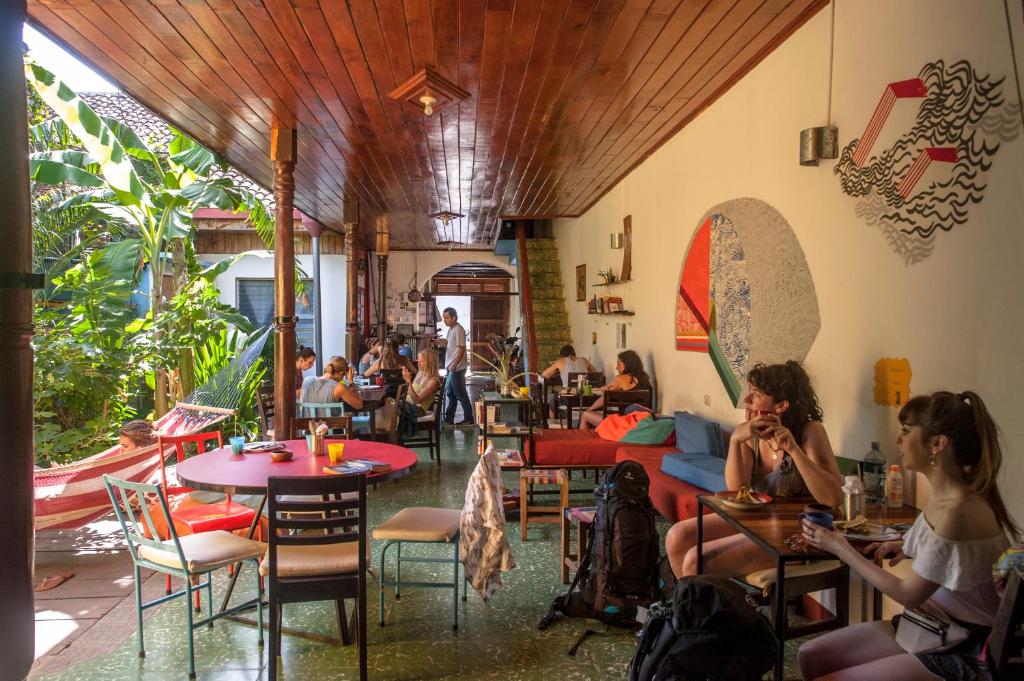 Where to Stay in Granada: Hostel de Boca en Boca