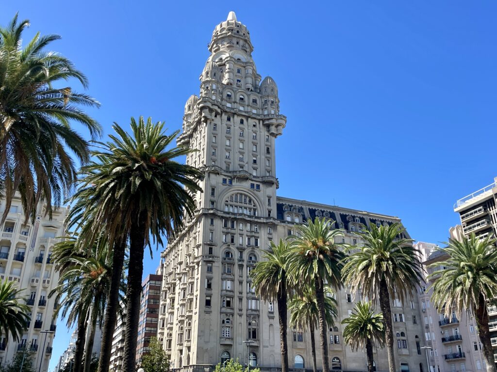 Tour Palacio Salvo Montevideo Uruguay