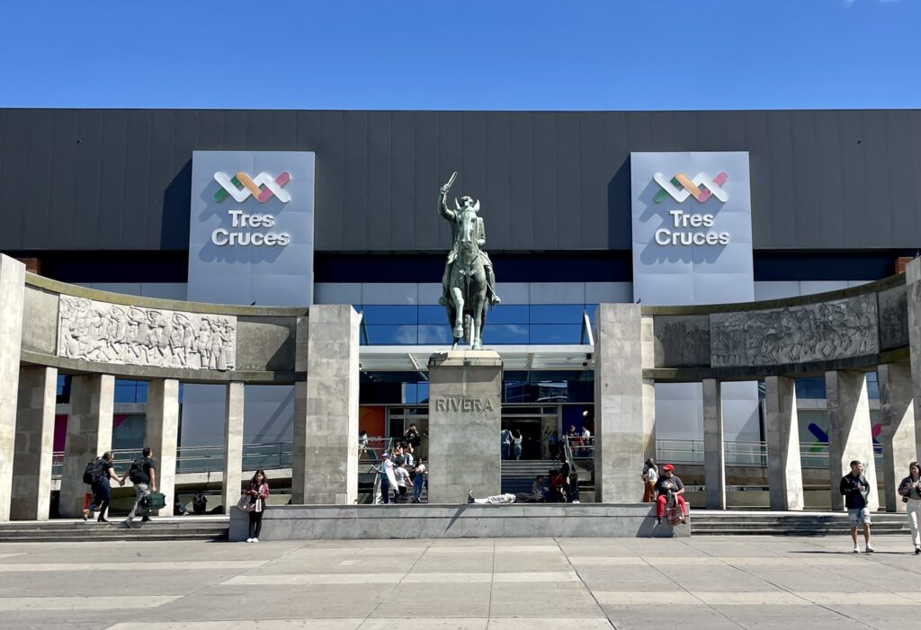 Tres Cruces Terminal Montevideo